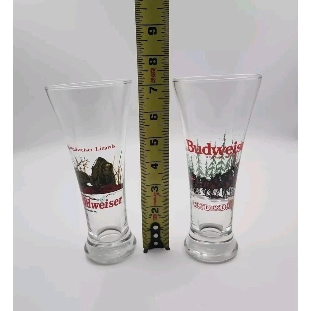 Vintage Budweiser Beer Glasses‎ - Set Of 2 - Talking Lizards And Clydesdales